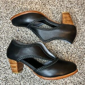 Elf Black Spirit Walker Leather Heel Booties